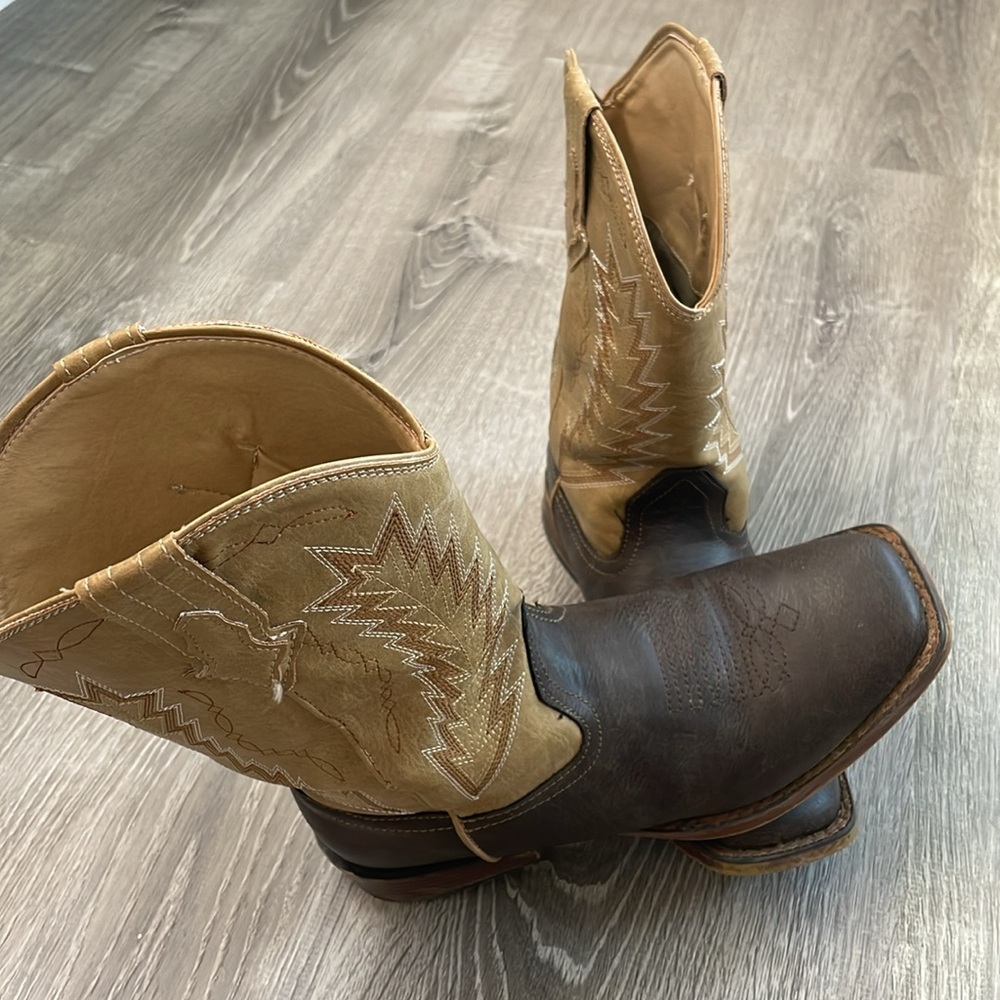 Big Kid’s Brown and Tan Roper Cowboy Boots - Picture 6 of 6